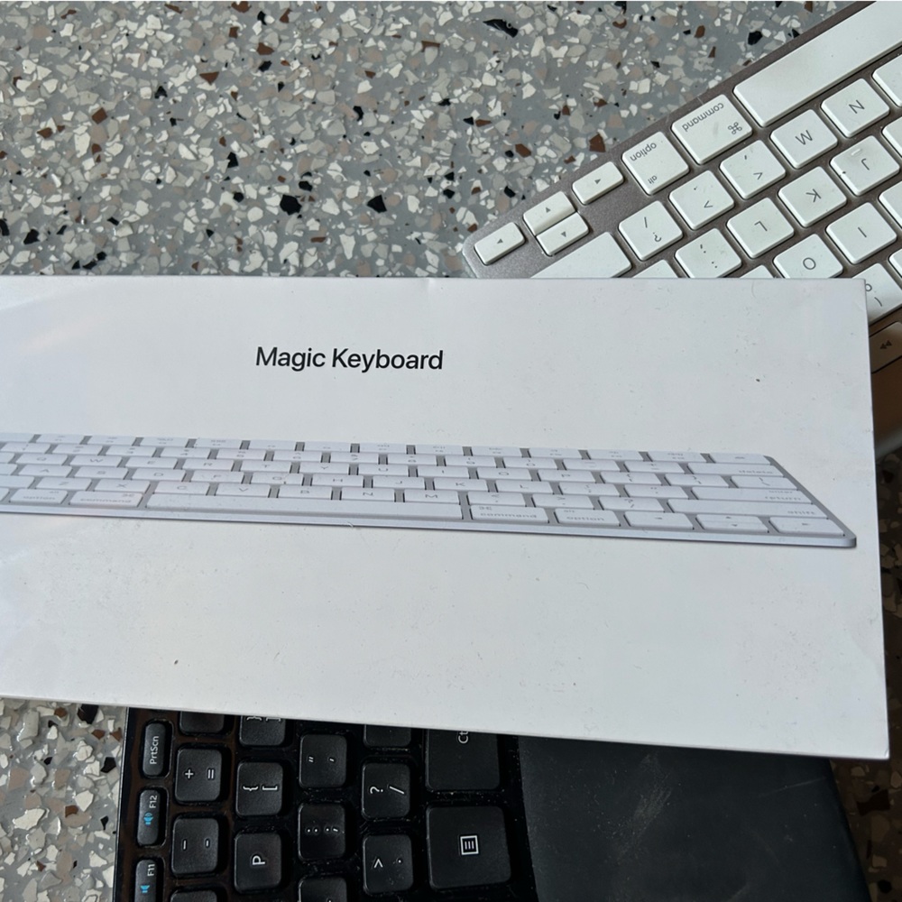 Brand new! Apple A1644 magic wireless keyboard